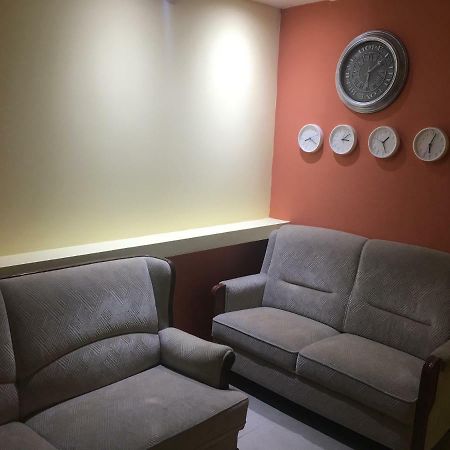 Mevaser - Christian Hostel 리숀 레지온 외부 사진