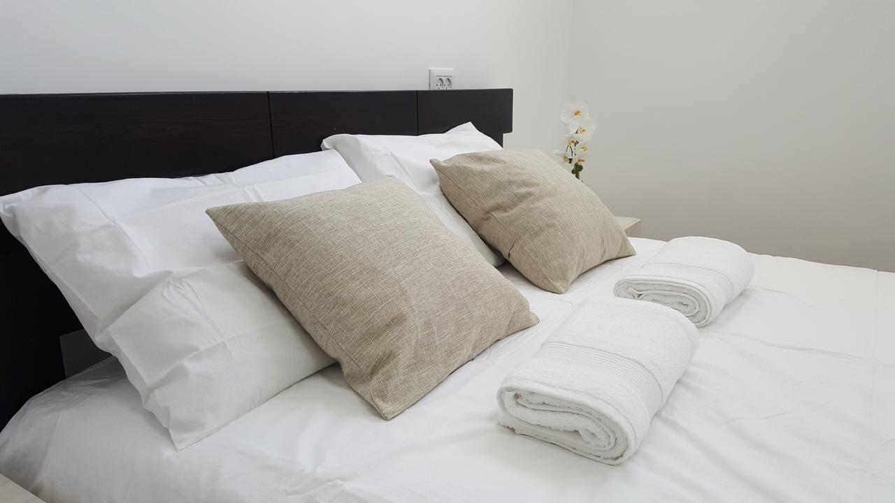 Mevaser - Christian Hostel 리숀 레지온 외부 사진